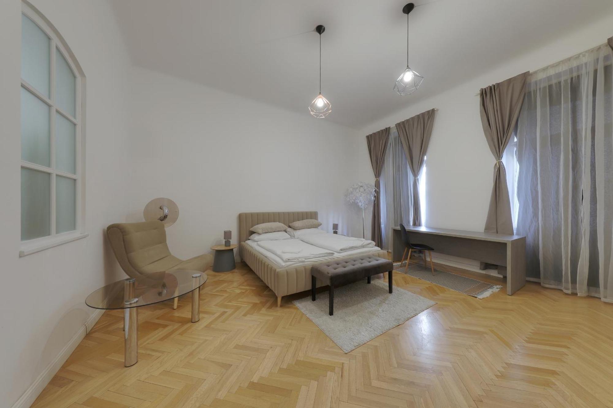 Beautiful Condo At The Old Town ブラチスラヴァ エクステリア 写真
