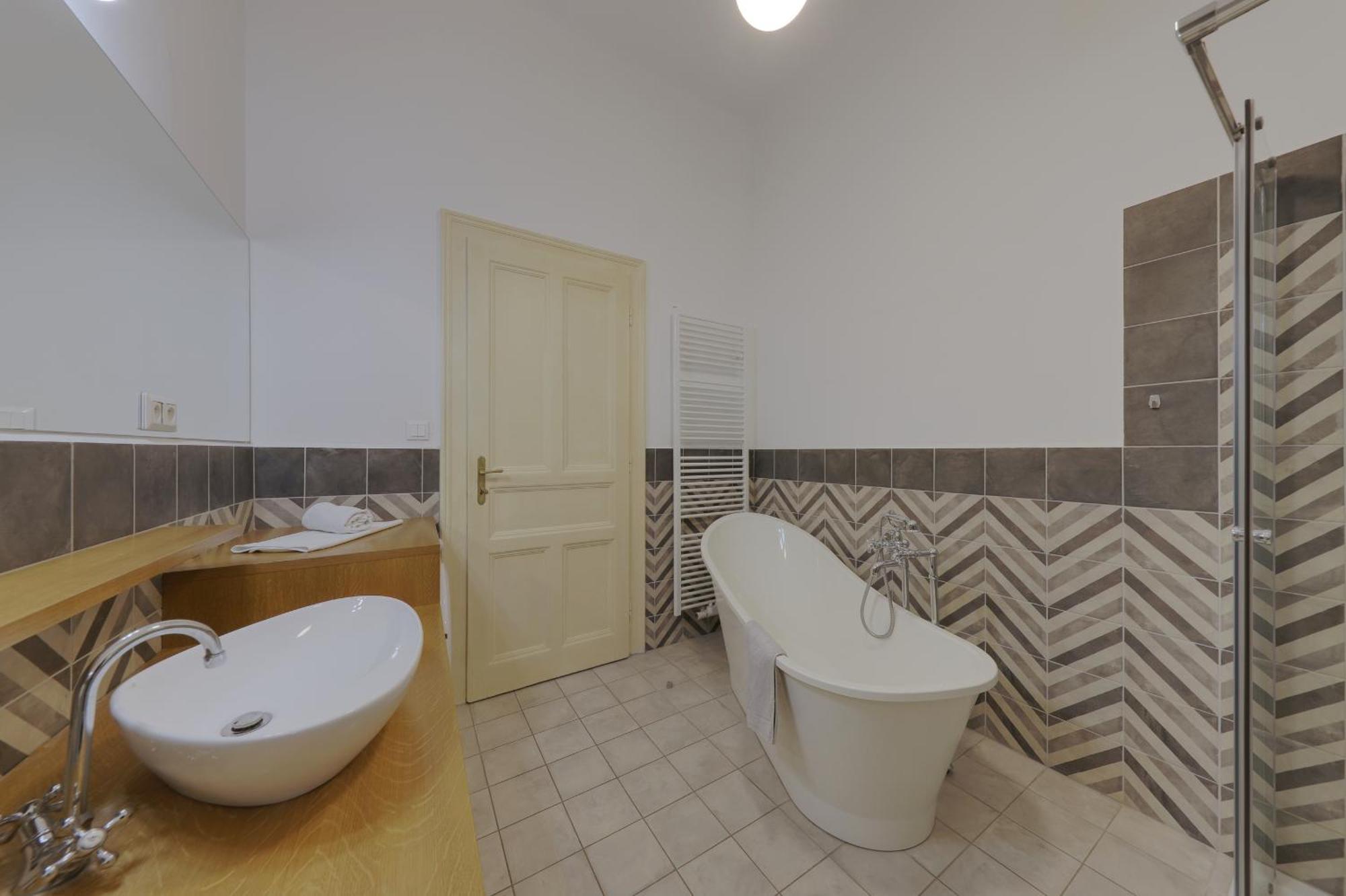 Beautiful Condo At The Old Town ブラチスラヴァ エクステリア 写真