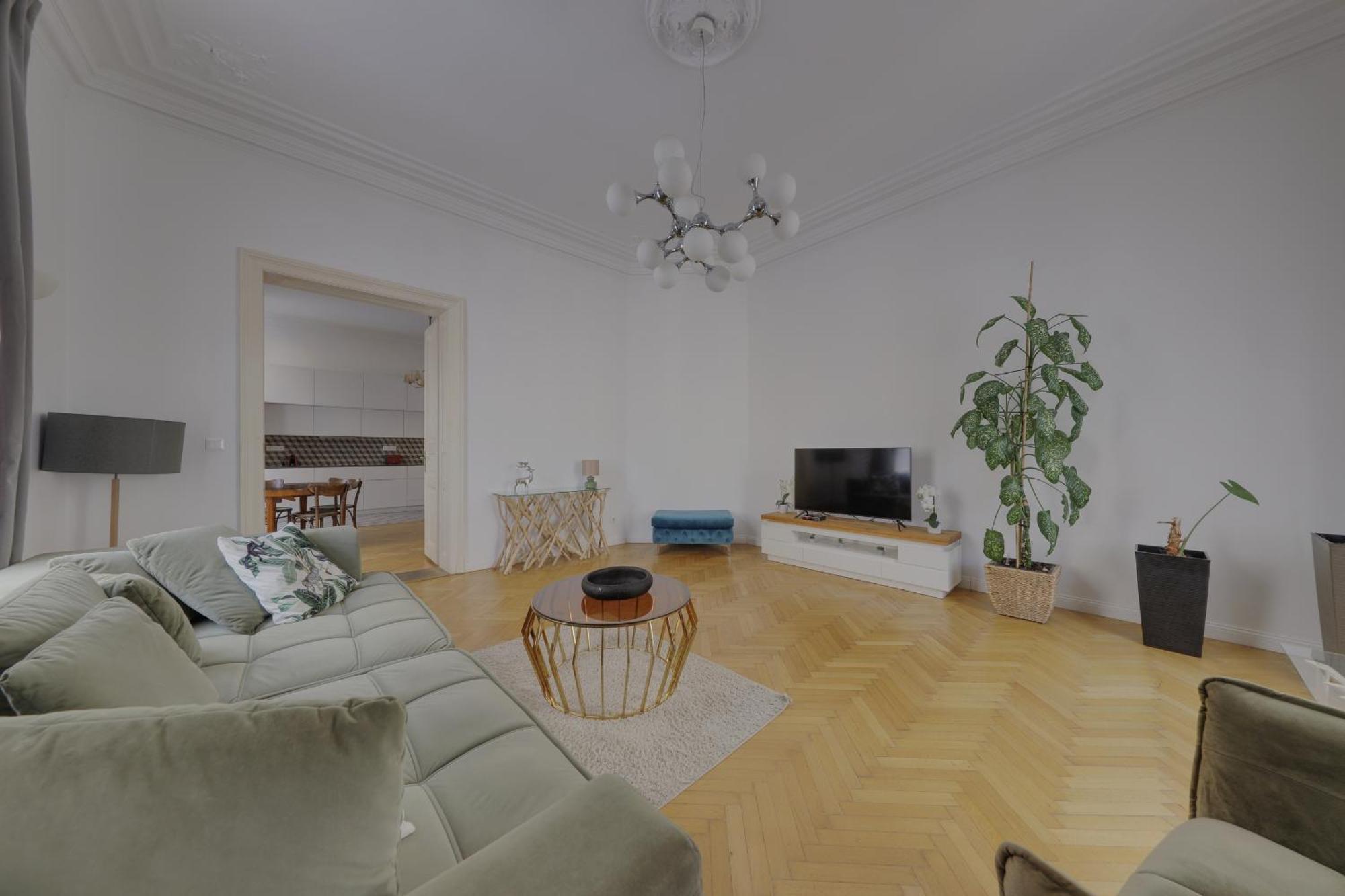 Beautiful Condo At The Old Town ブラチスラヴァ エクステリア 写真